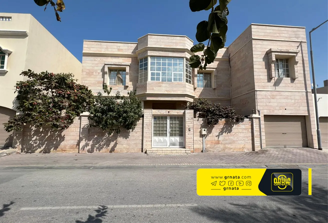 Villa For Sale In Arad 